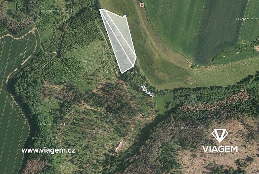 Les, 1 431 m²