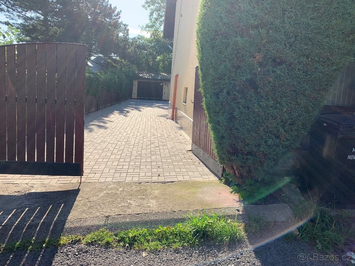 Garáže, Nový Bor, 473 01