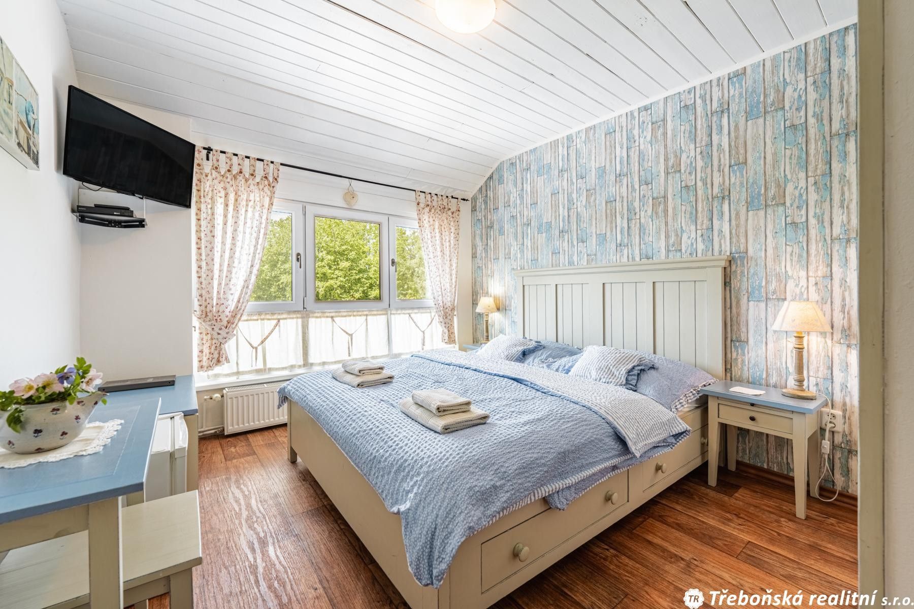 Prodej ubytovací zařízení - Hůrka, Horní Planá, 440 m²