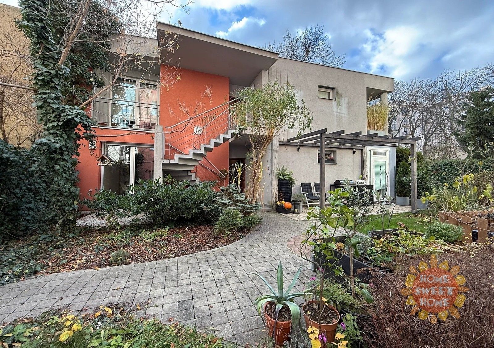 2+kk, Slezská, Praha, 60 m²