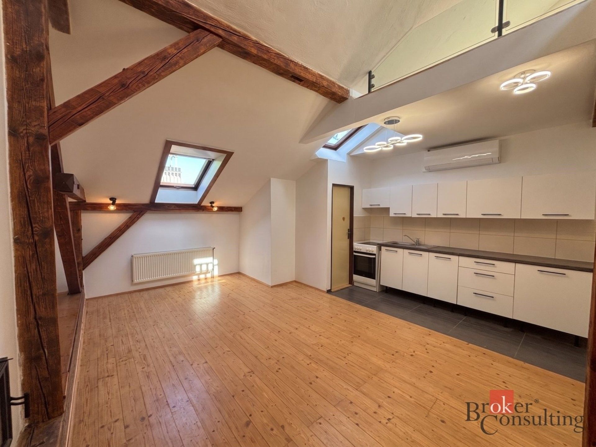 2+kk, Mánesova, Opava, 67 m²