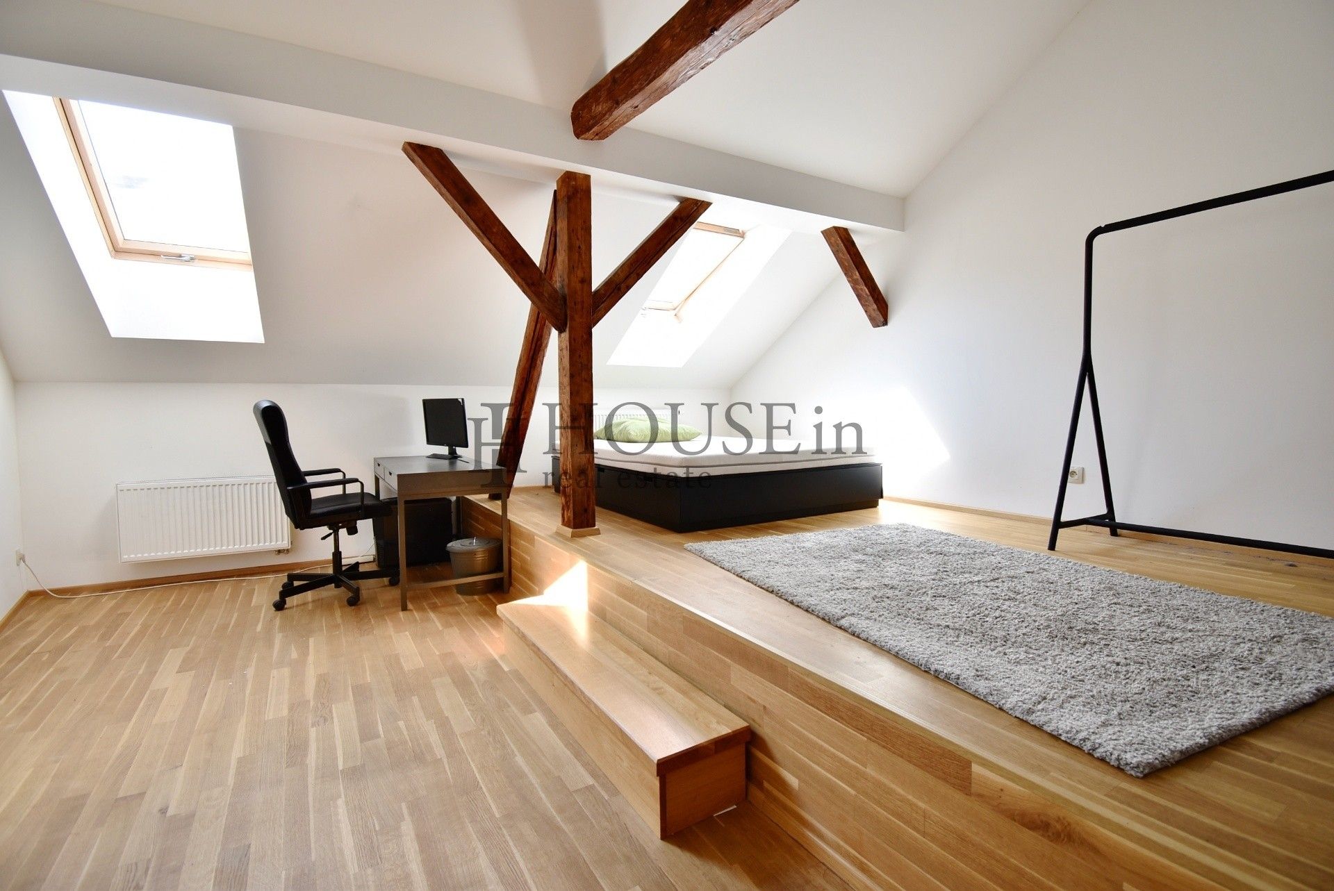 2+kk, Anglická, Praha, 70 m²