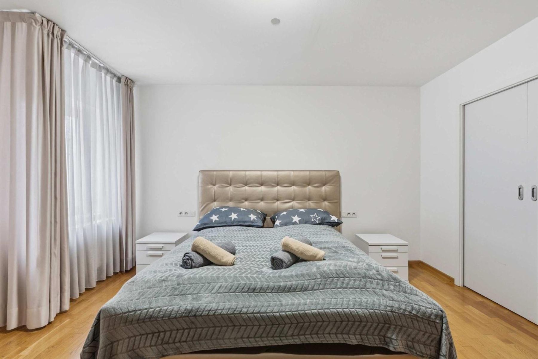 Pronájem byt - Zborovská, Praha - Smíchov, 182 m² - 5
