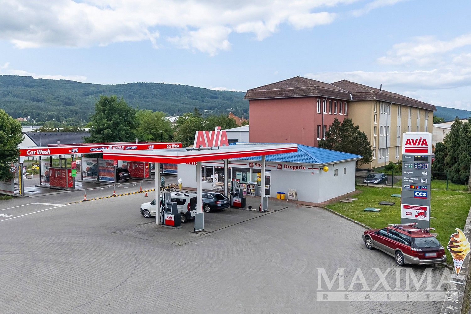Obchodní prostory, 148 m²