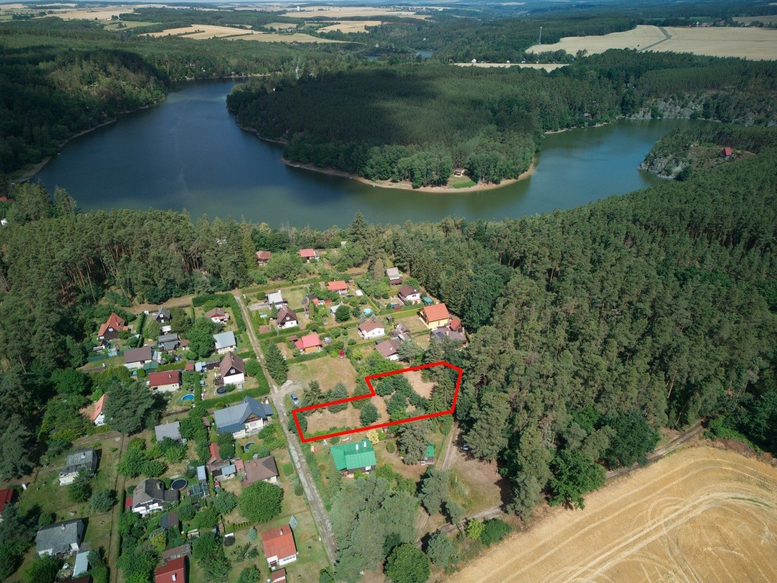 Pozemek pro bydlení, 1 096 m²