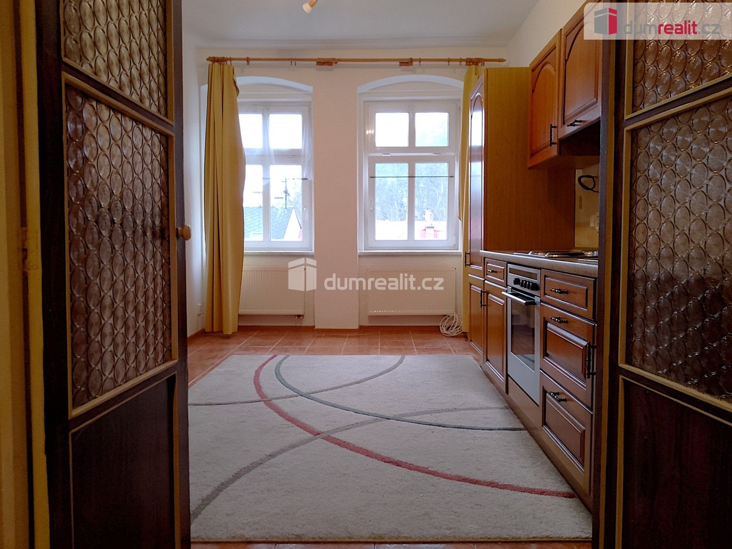 Pronájem byt 1+1 - Petřín, Karlovy Vary, 37 m²