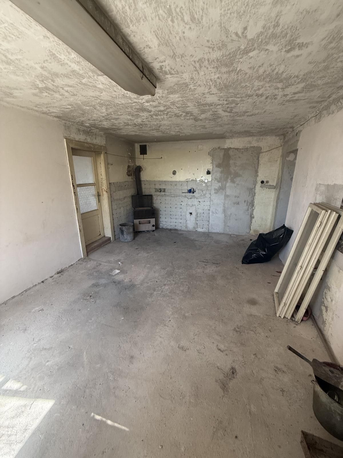 Prodej rodinný dům - Leština, 150 m² - 5