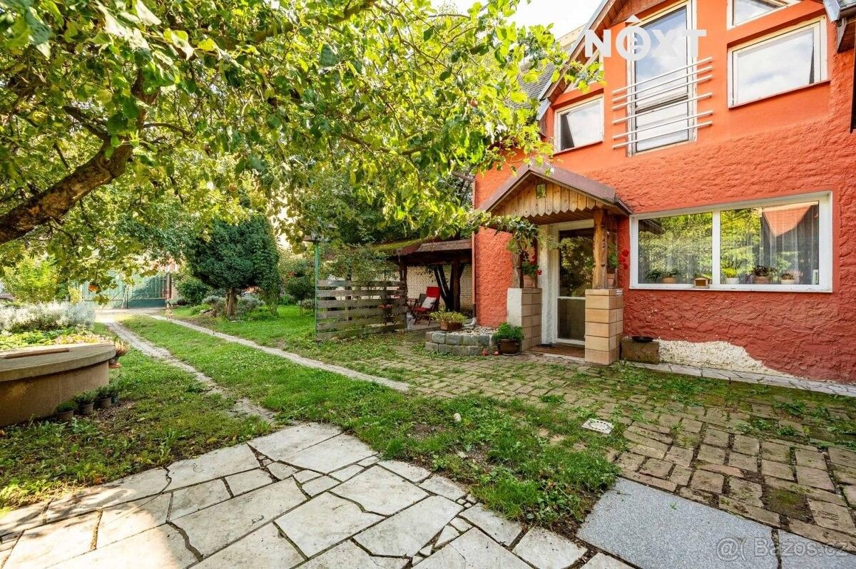 Prodej rodinný dům - Praha, 109 00