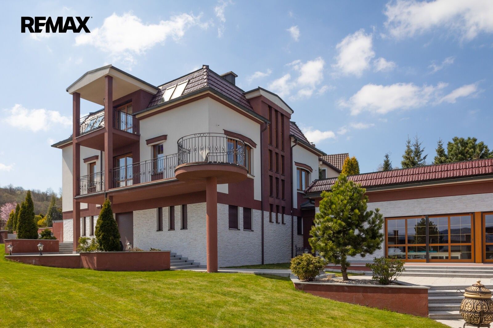 Rodinné domy, K Rohu 82, Jenišov Pod Rohem, 435 m² - 1