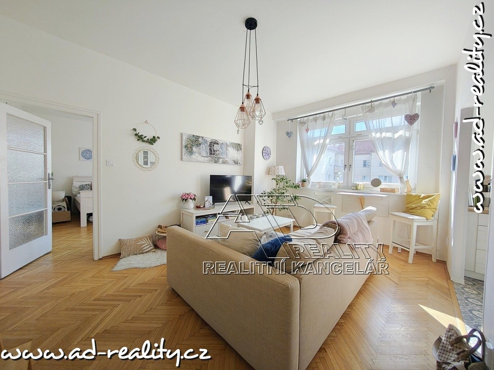 Prodej byt 2+kk - Kišiněvská, Praha, 48 m²