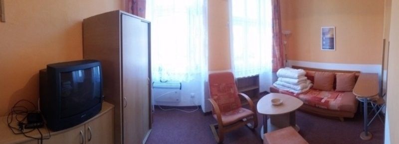 Byty, Karlovy Vary, 360 01 - 1
