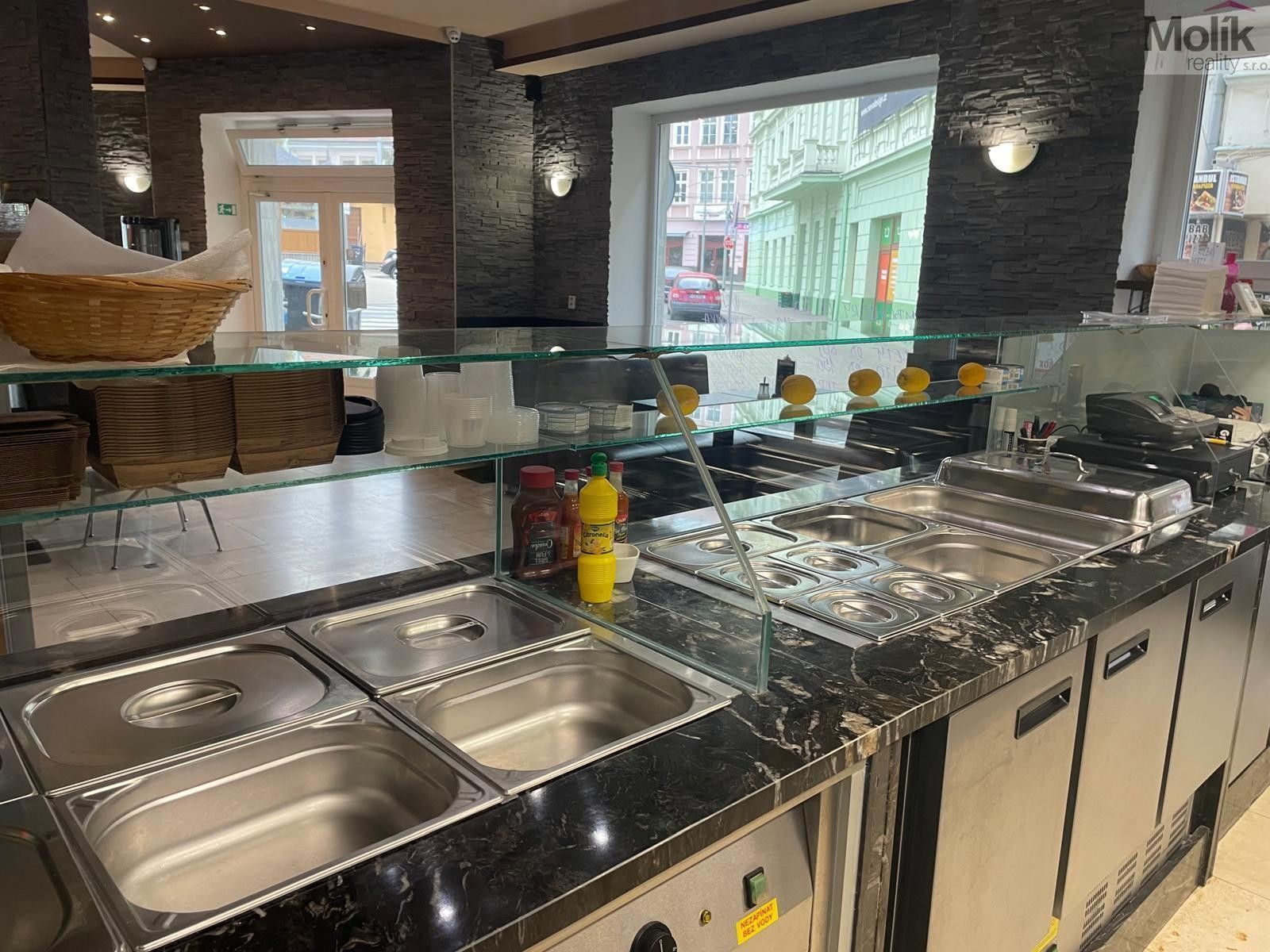 Pronájem restaurace - Benešovo náměstí, Teplice, 98 m² - 5