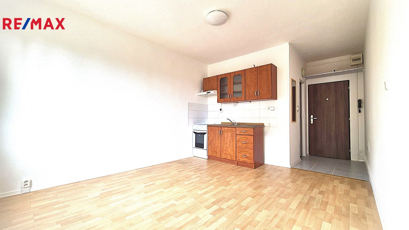 Pronájem byt 1+kk - Třebízského náměstí, Postoloprty, 20 m²