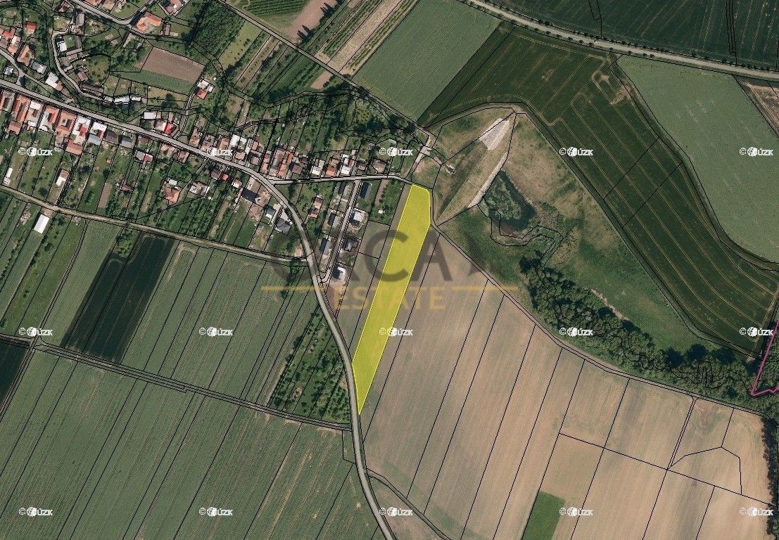 Prodej pozemek pro bydlení - Bystřice pod Hostýnem, 768 61