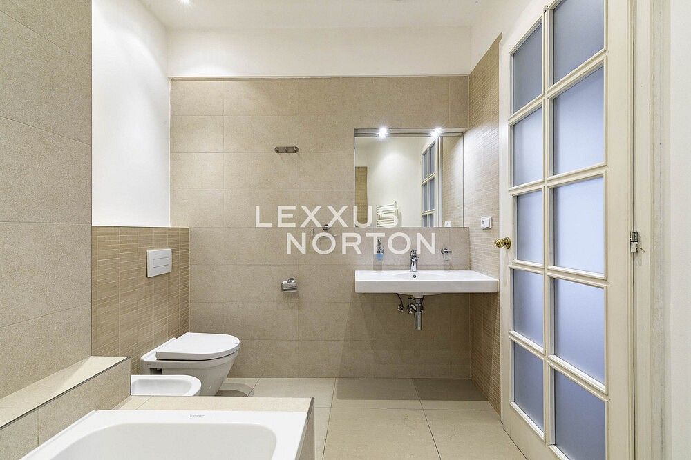 Byt 3+1 · 103 m² · Rašínovo nábřeží, Praha 2 - Nové Město - 4