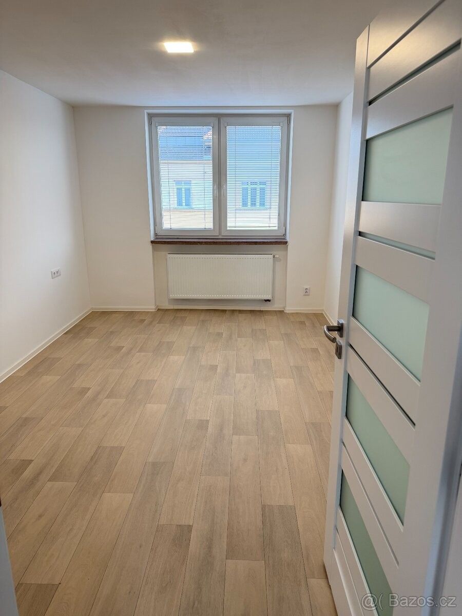 Pronájem byt - Břeclav, 691 41
