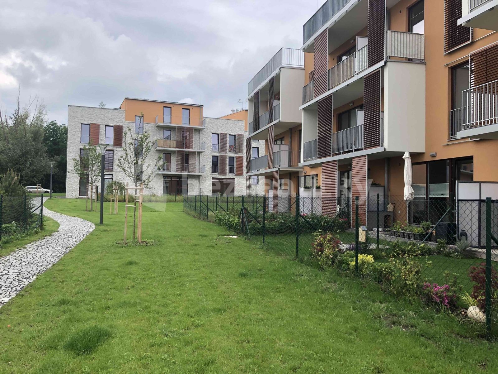 2+kk, Okrajová ulice, Hostivice - Hostivice, Středočeský kraj, 60 m² - 1