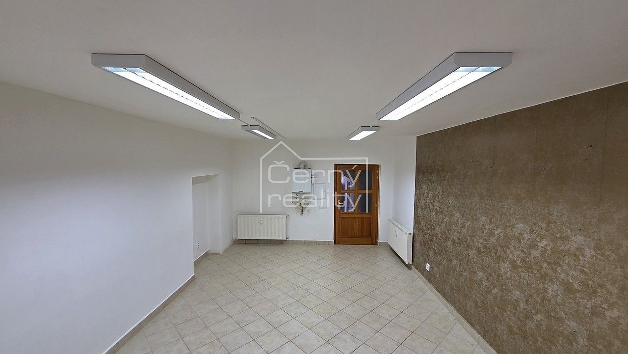 Pronájem obchodní prostory - Trutnov - Vnitřní Město, Královéhradecký kraj, 80 m² - 1