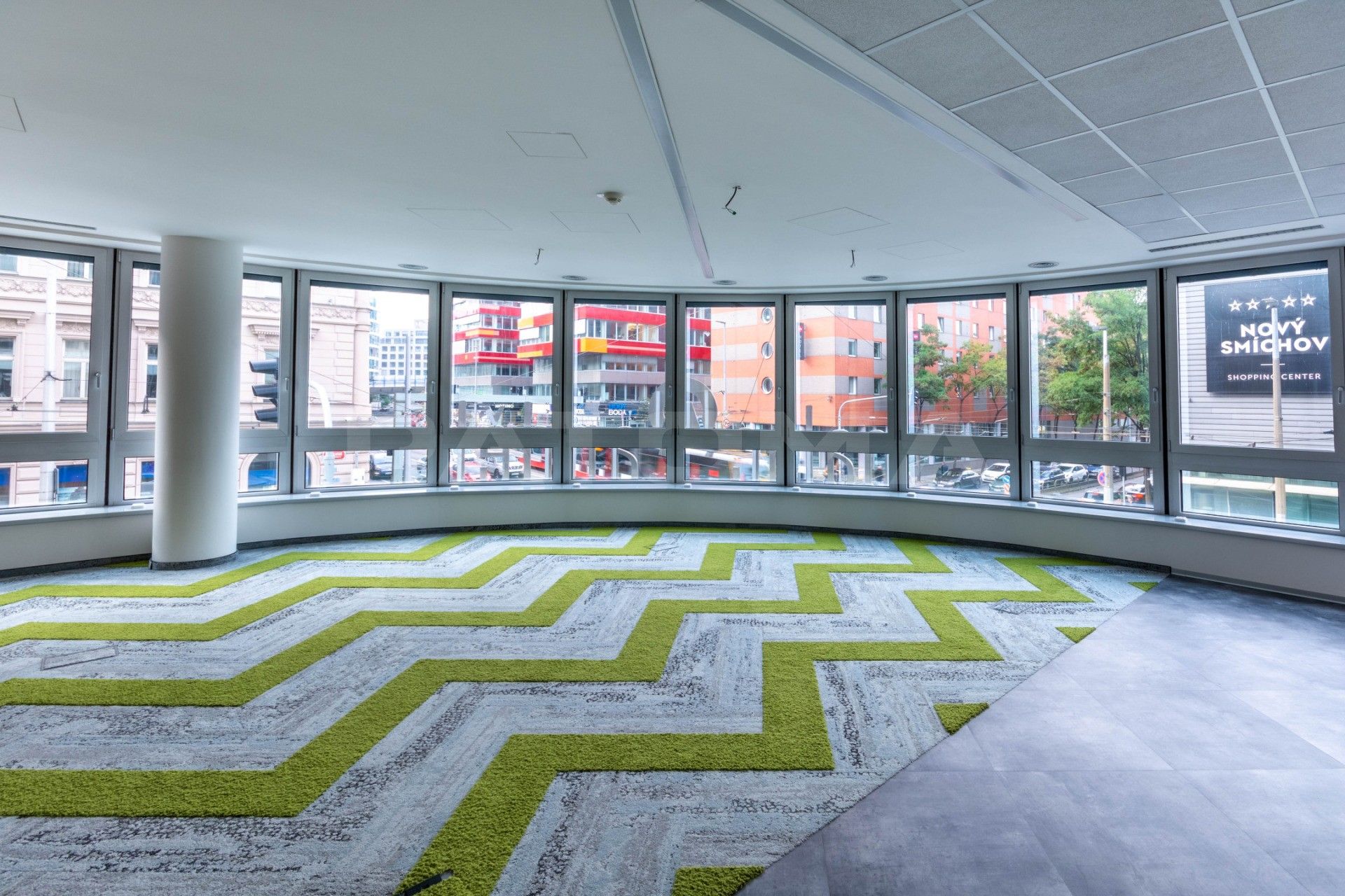 Pronájem kancelář - Plzeňská, Praha, 1 180 m²