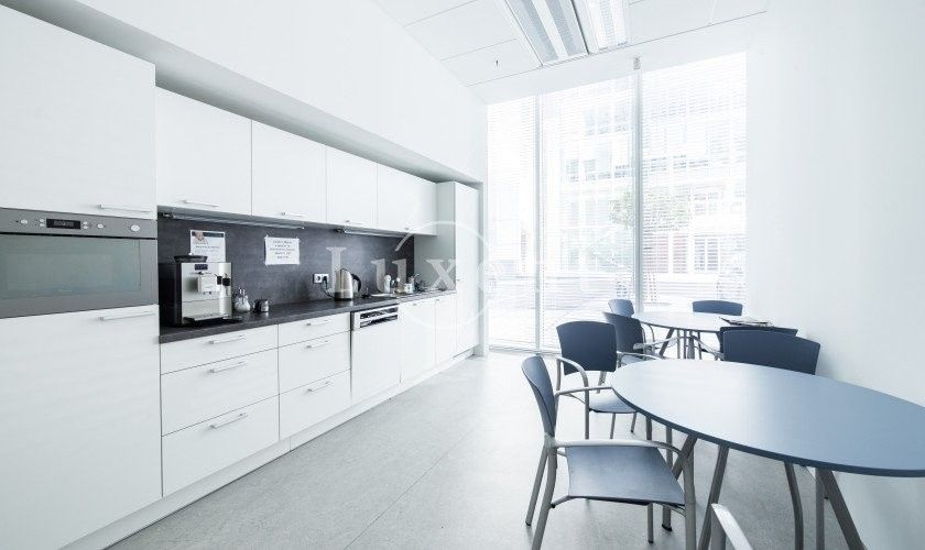 Kancelář · 244 m² · Hvězdova  , Praha Nusle - 3
