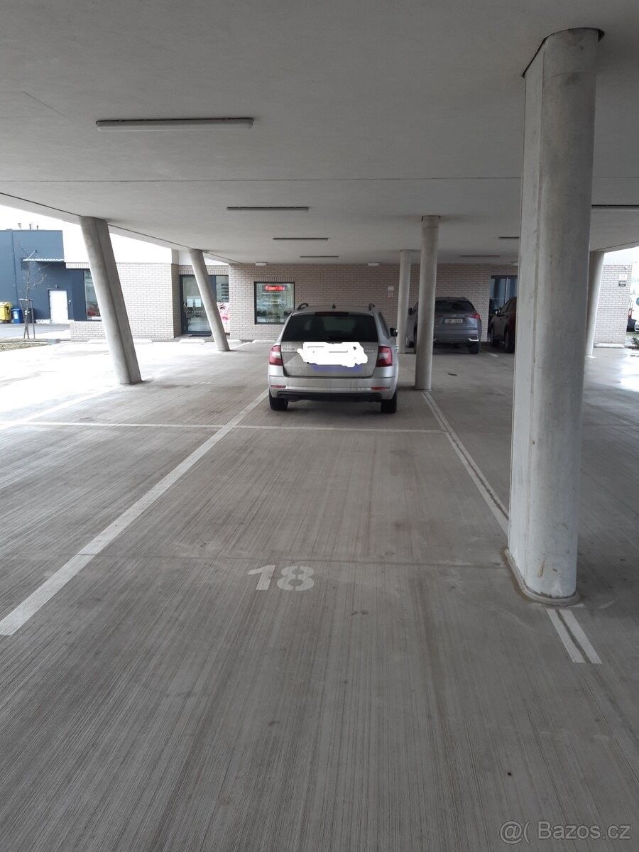 Garáže, Brno, 627 00