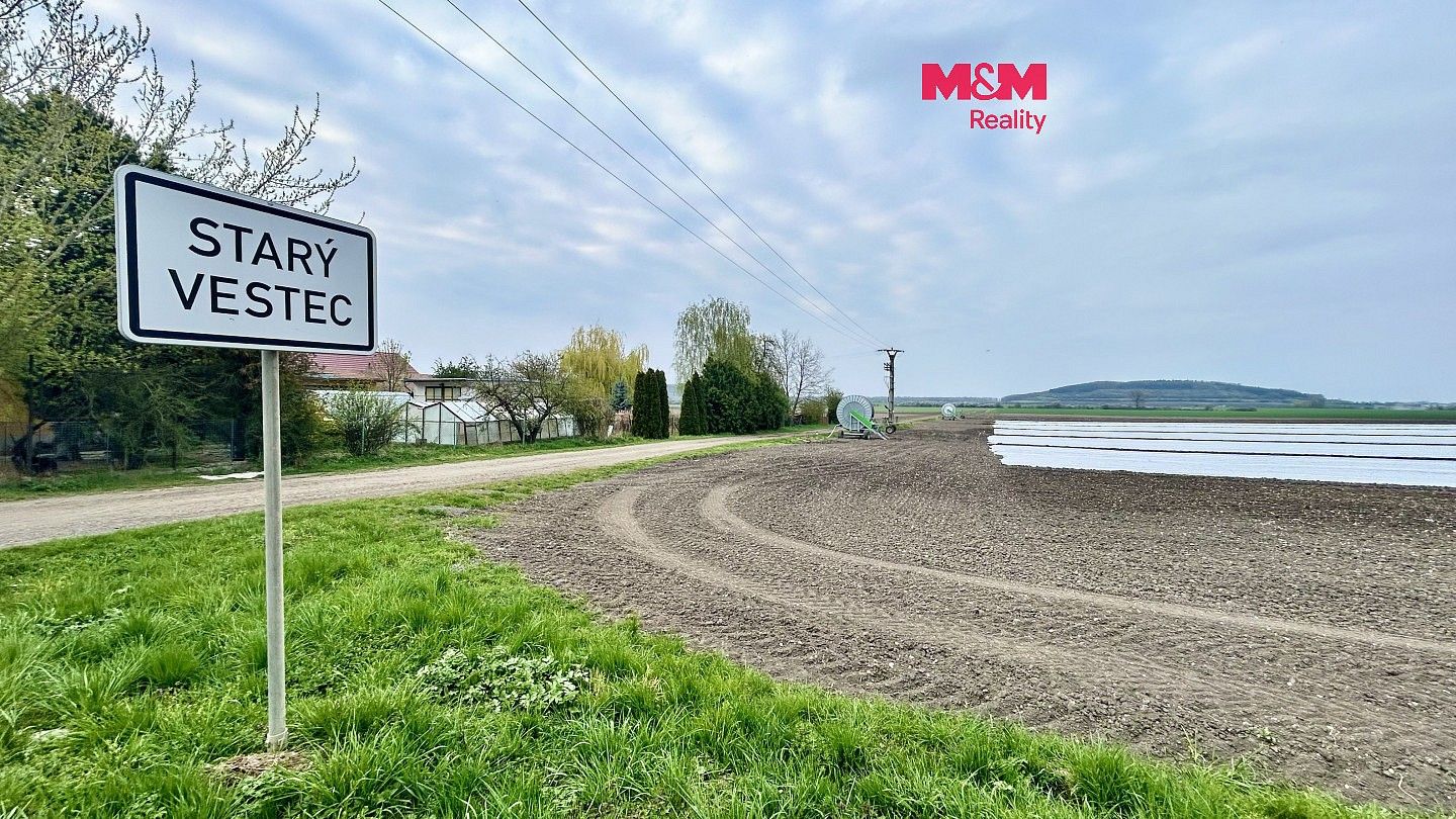 Zemědělský pozemek, 48 734 m²