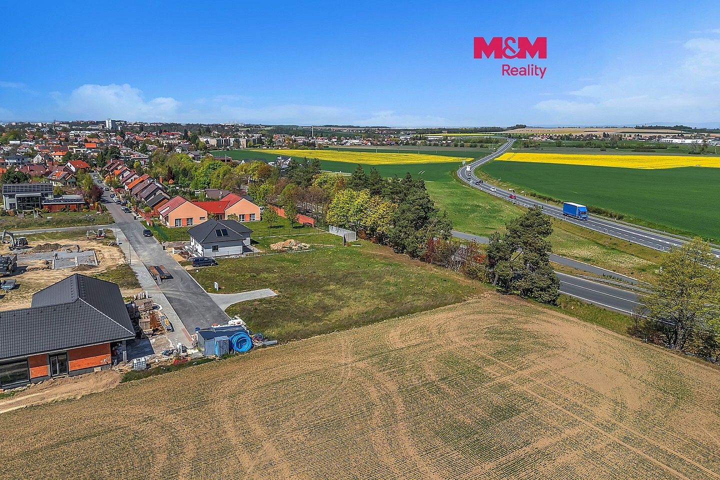 Pozemek pro bydlení, 923 m²