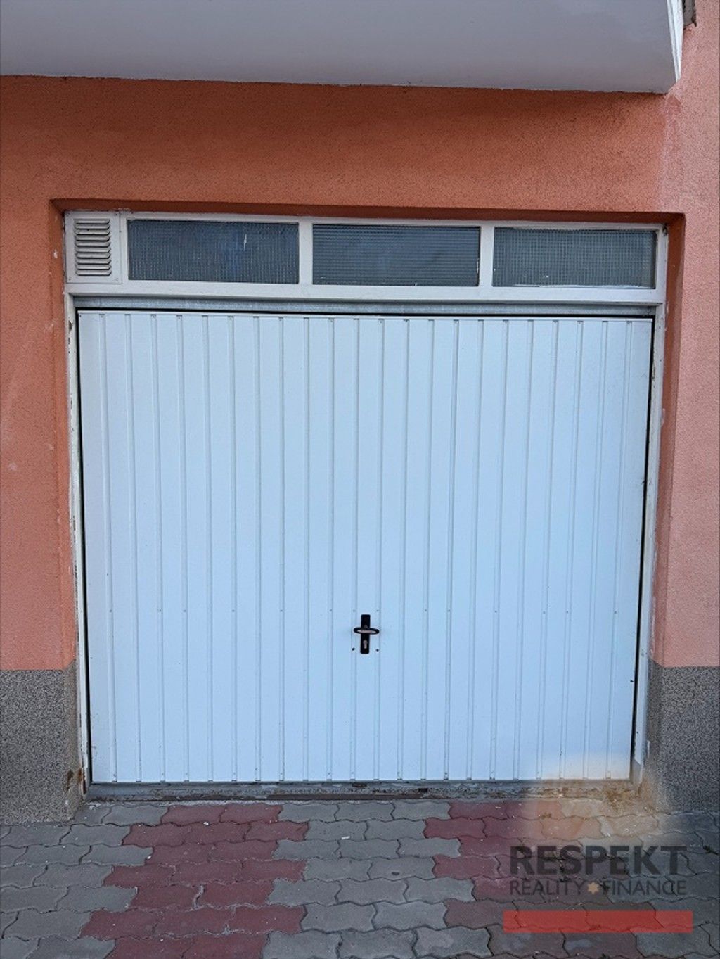 Garáže, Vojtěcha Lanny, Kladno, 16 m²