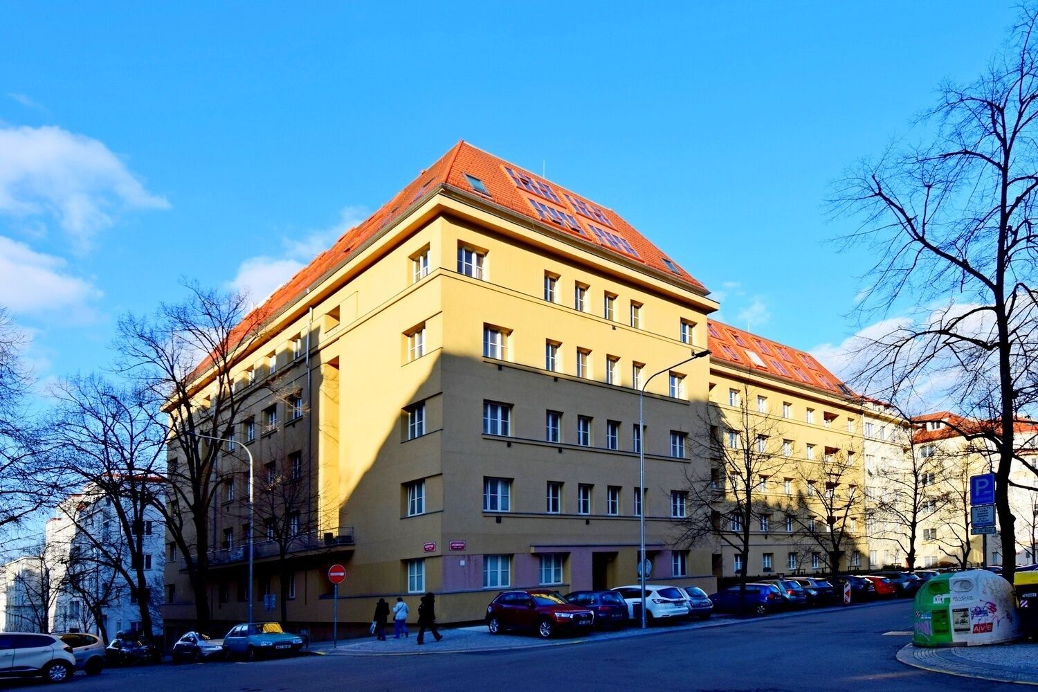 2+kk, Lucemburská, Praha, 68 m²