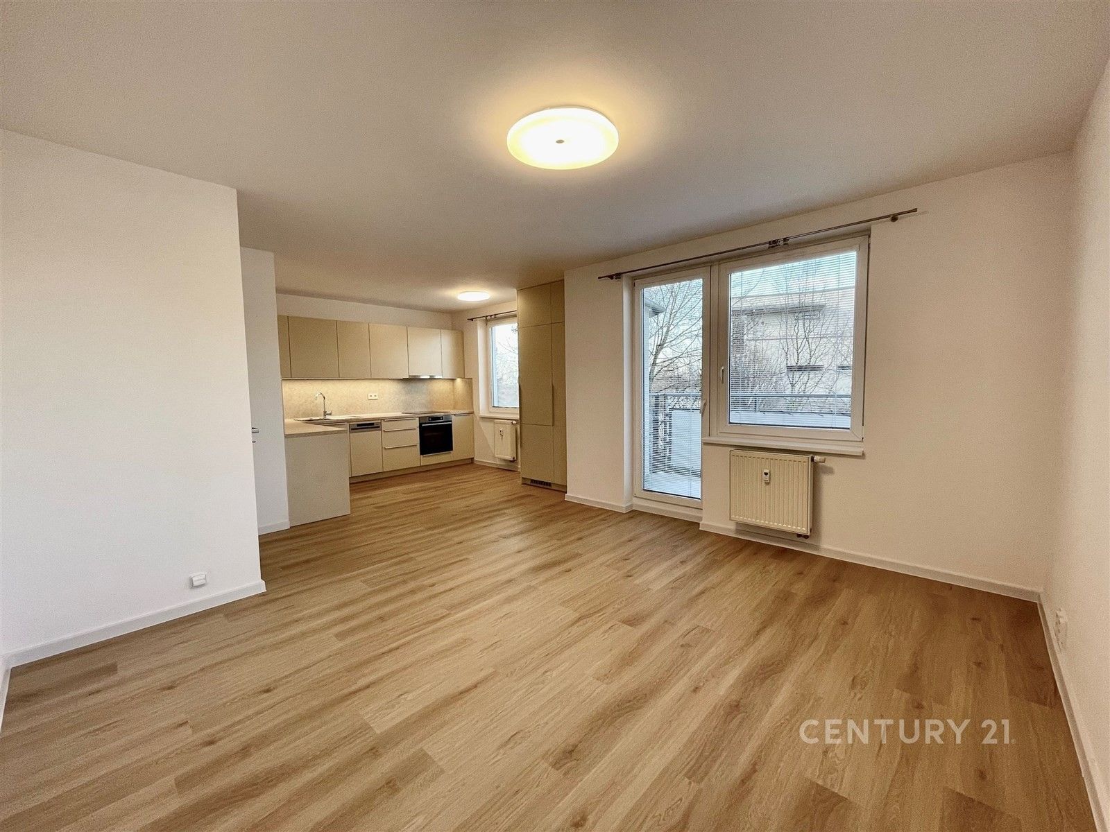 2+kk, Ve slatinách, Praha, 53 m²