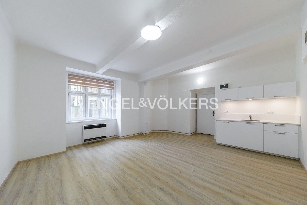 1+kk, Biskupcova 1801, Praha, 26 m²
