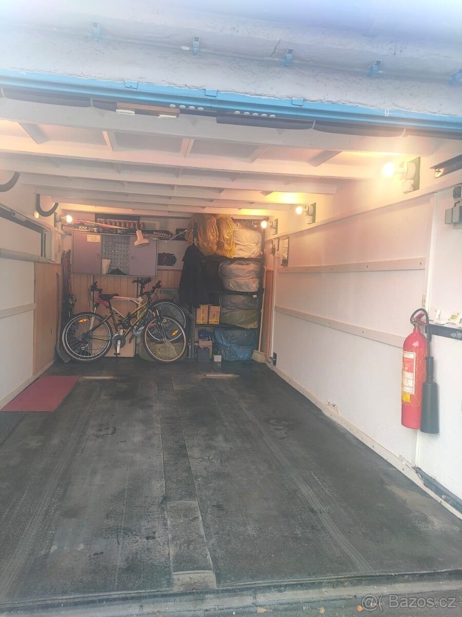 Pronájem garáž - Havířov, 736 01, 18 m²