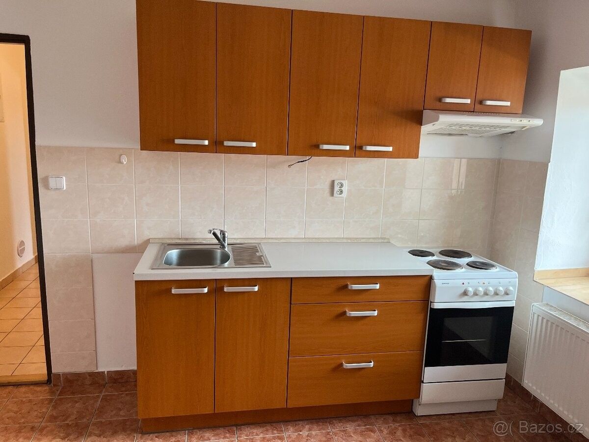 Byty, Rožďalovice, 289 34