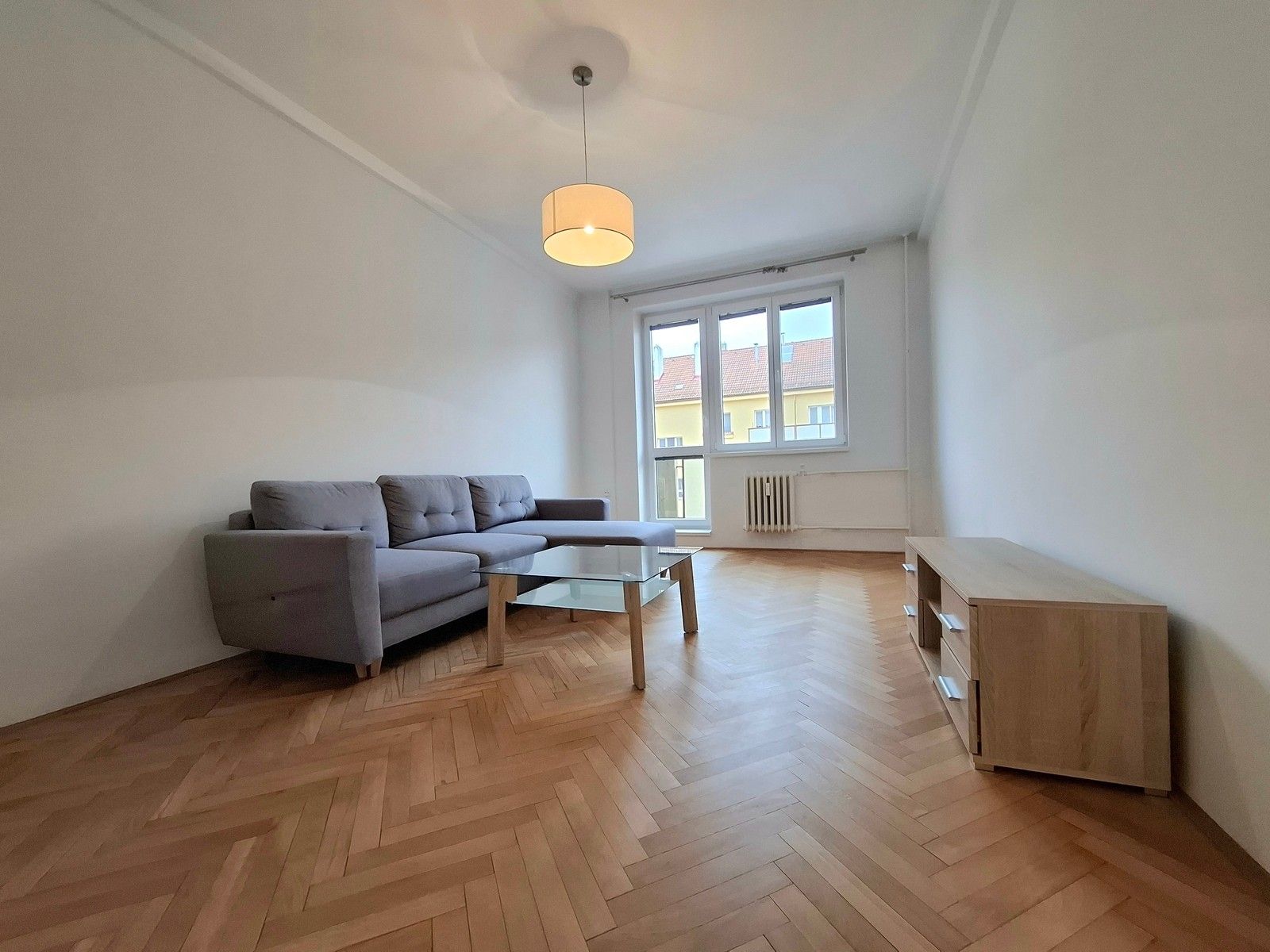 Pronájem byt 2+1 - Devotyho, Pardubice, 58 m²