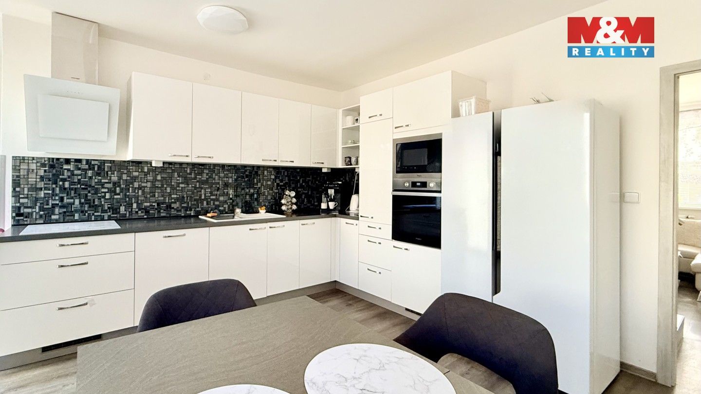 Rodinné domy, Zvolence, Dolní Bojanovice, 380 m² - 2