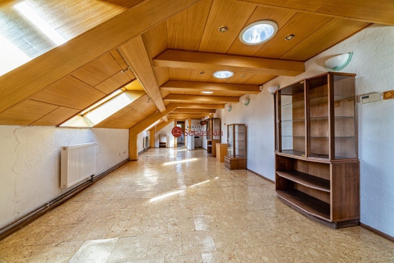 Pronájem kancelář - Mlékojedy, 216 m² - 5