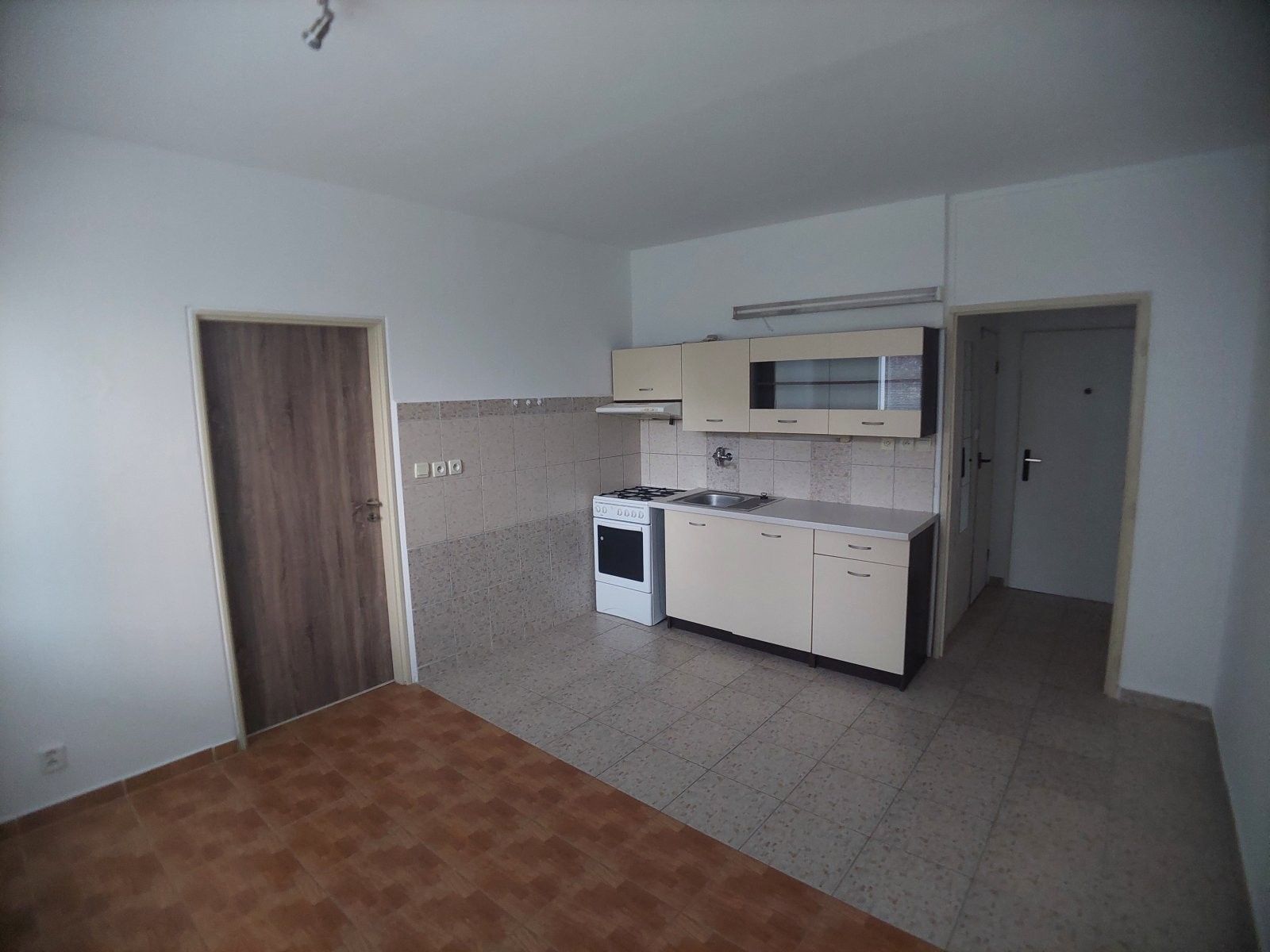 Pronájem byt 1+1 - Náchodská 2663, Tábor, 35 m²