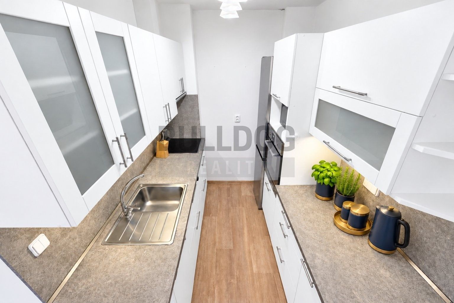3+kk, Bělčická, Praha, 54 m² - 2