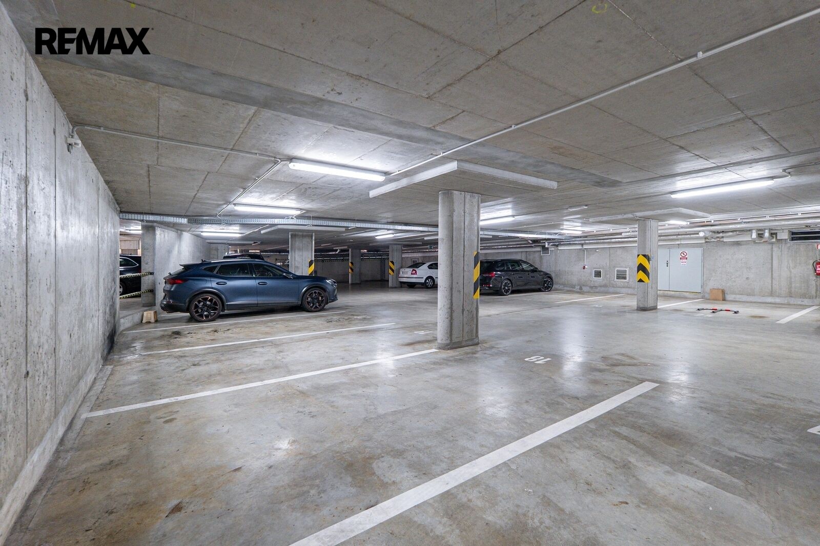 Prodej garáž - Olgy Havlové 2899, Praha Žižkov, 13 m² - 5