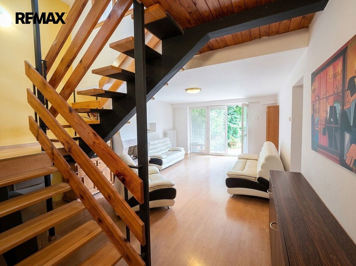 Prodej rodinný dům - Rousovická, Praha 8 - Čimice, 250 m² - 5