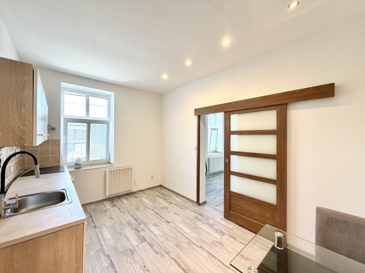 Pronájem byt 1+1 - V Horkách, Liberec, 40 m² - 2