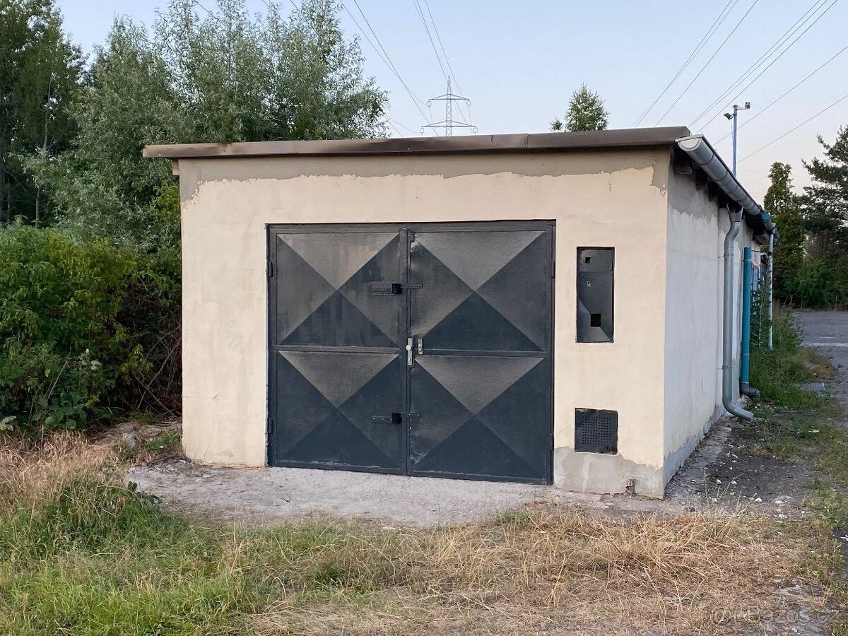 Garáže, Ostrava, 708 00