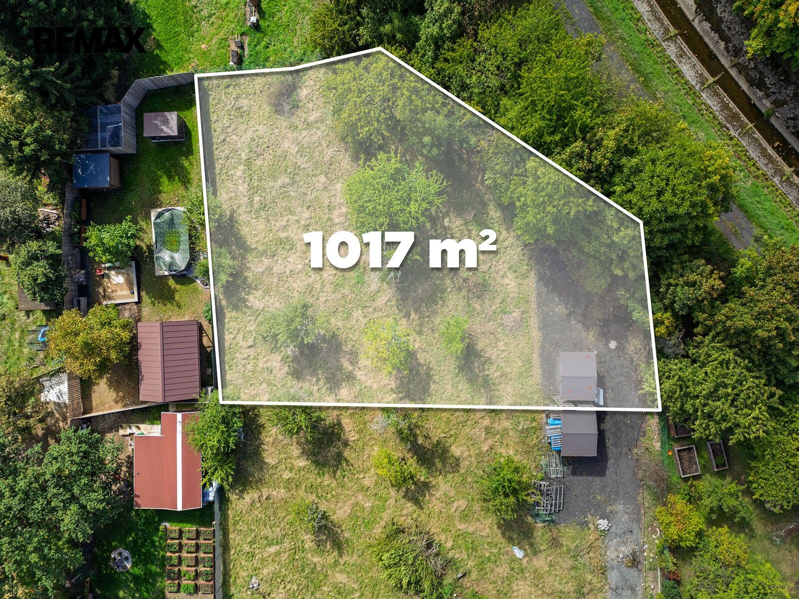 Pozemek pro bydlení, 1 017 m²