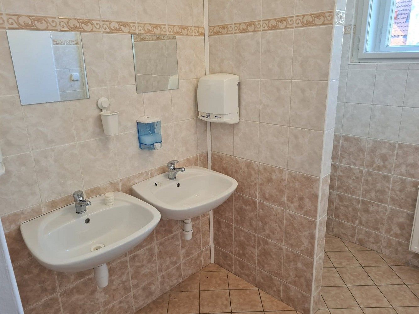 Pronájem byt - náměstí Borise Němcova, Praha 6 - Bubeneč, 12 m² - 5
