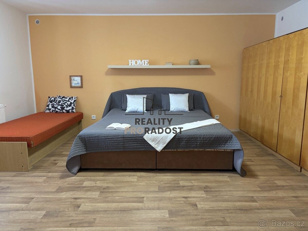 Prodej rodinný dům - Jiřice u Miroslavi, 671 78