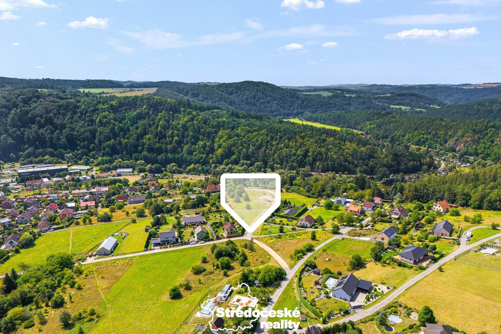 Prodej pozemek pro bydlení - Slunečná, Sázava