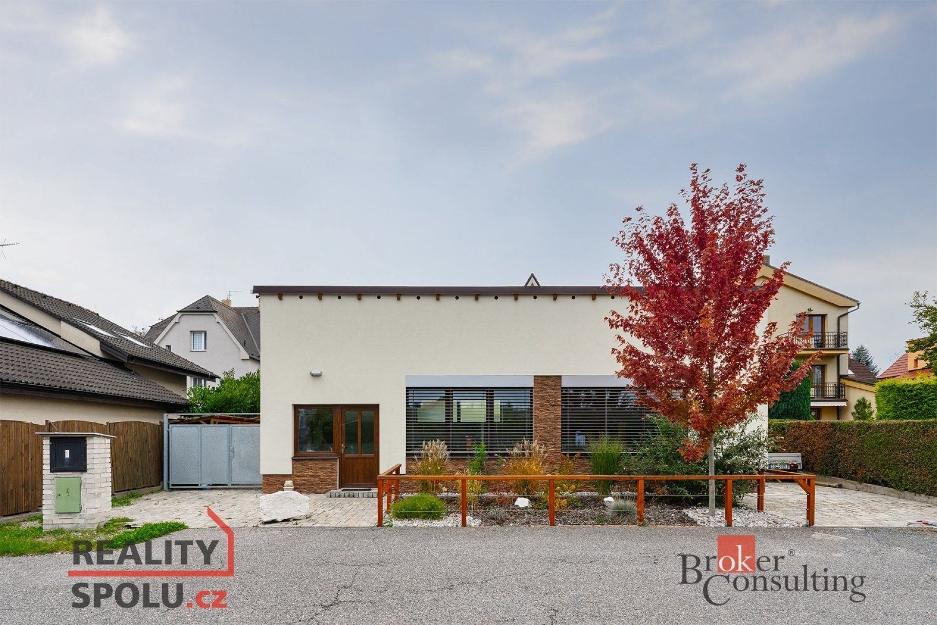 Pronájem komerční - Říčany, 81 m²