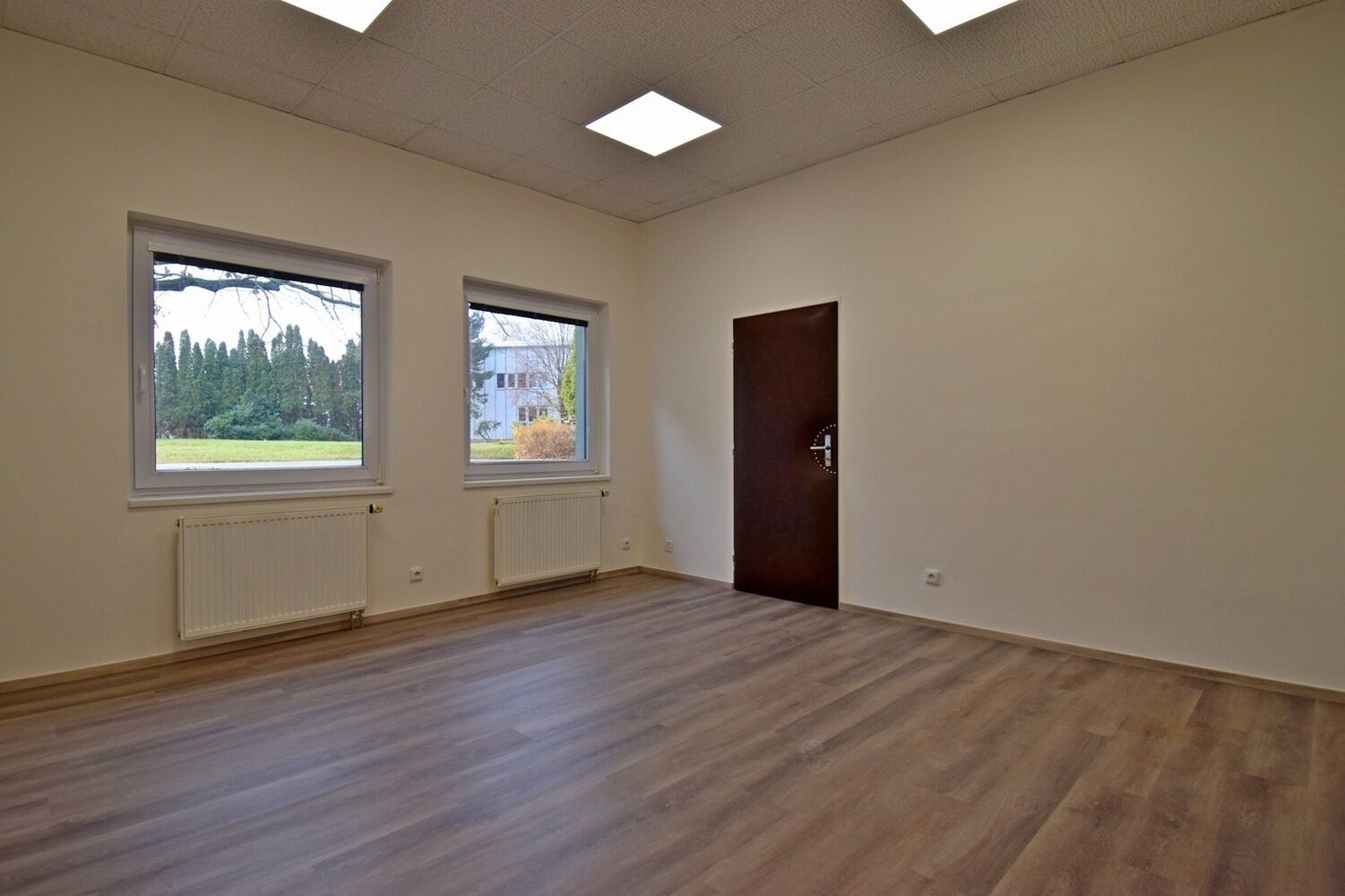 Pronájem kancelář - Třanovského, Praha, 143 m²