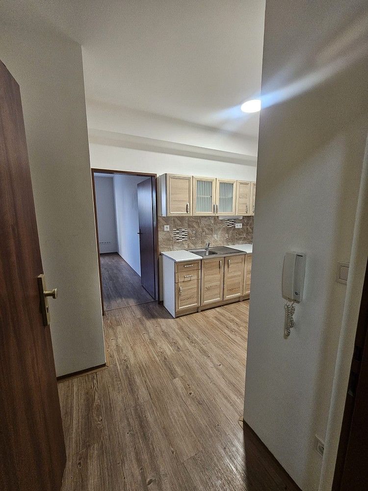 Byt 2+kk · 61 m² · Pod plynojemem, Praha 8 - Libeň - 4