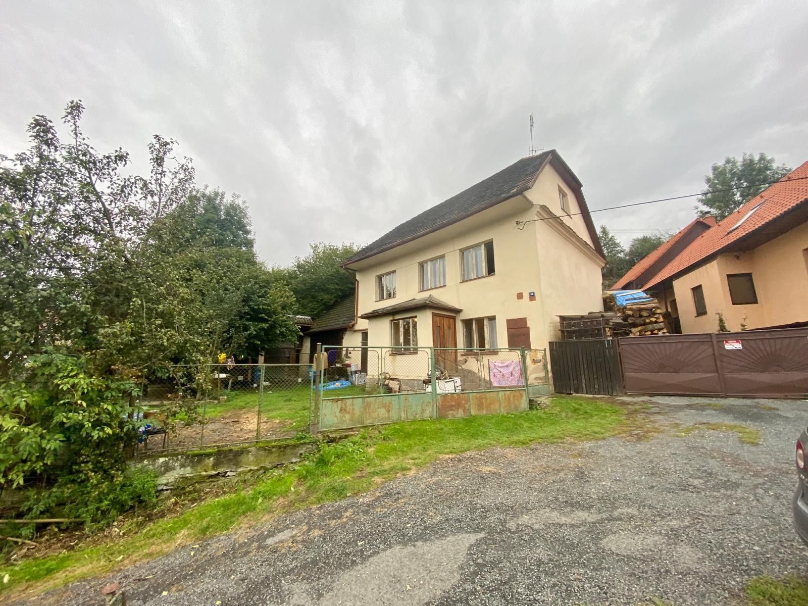 Prodej rodinný dům - Srby, 92 m²